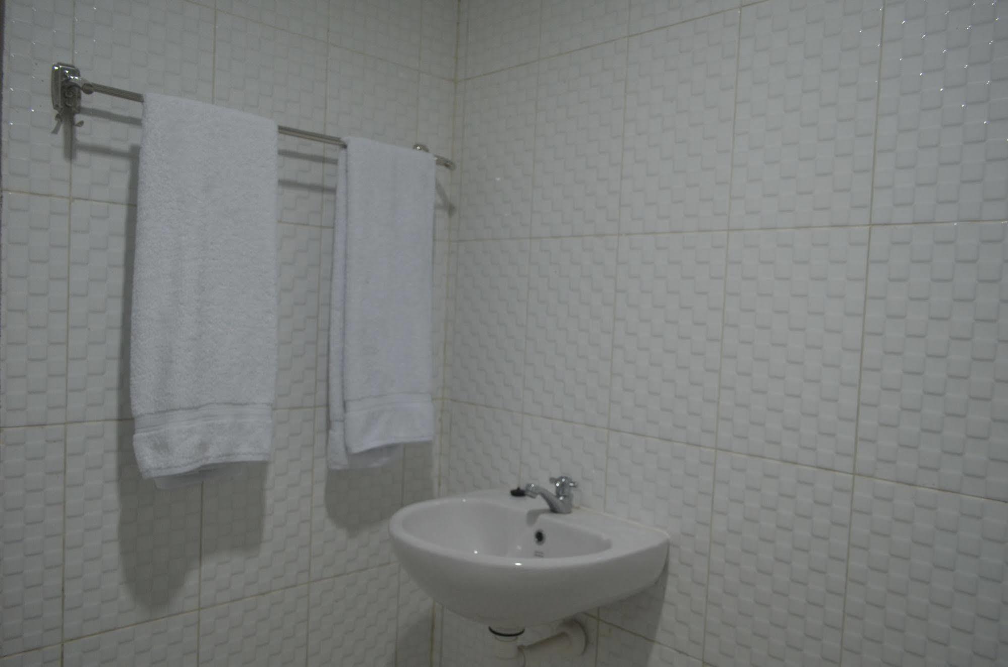 Sadinah Sahid Josodipuro Hotel Colomadu Εξωτερικό φωτογραφία